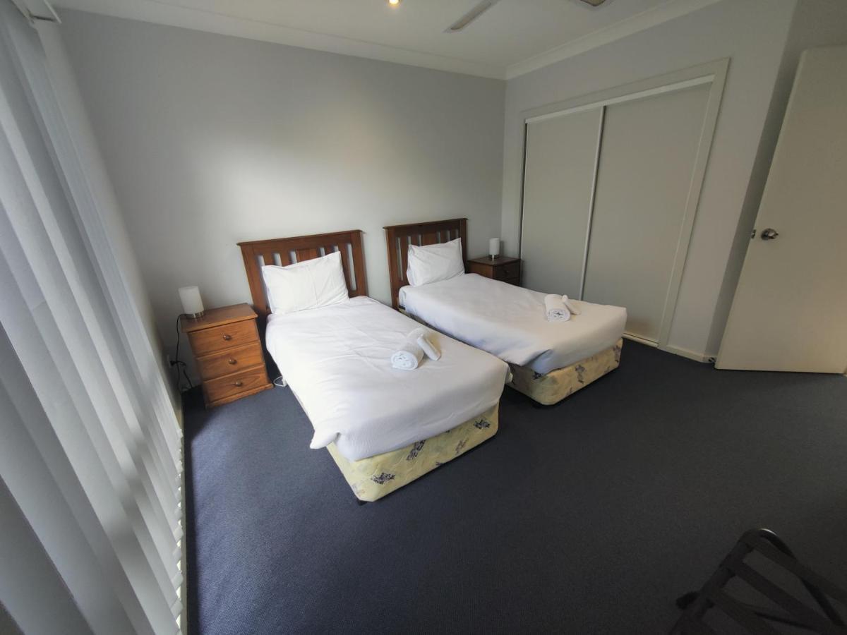 Belvoir Village Motel & Apartments Wodonga Exterior photo